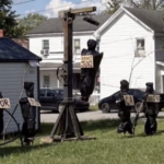 Kentucky man's halloween decorations